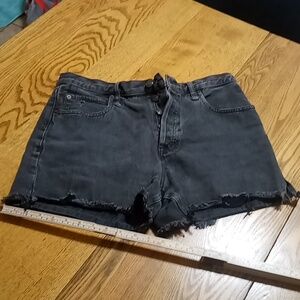 WE THE FREE Jeans Shorts Womens 30 BLACK BUTTON FLY Preowned Denim